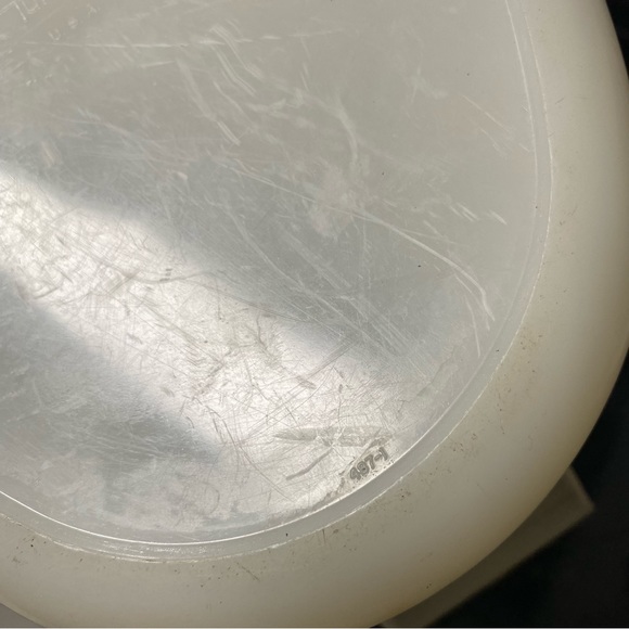 Tupperware Keeper - Picture 6 of 6